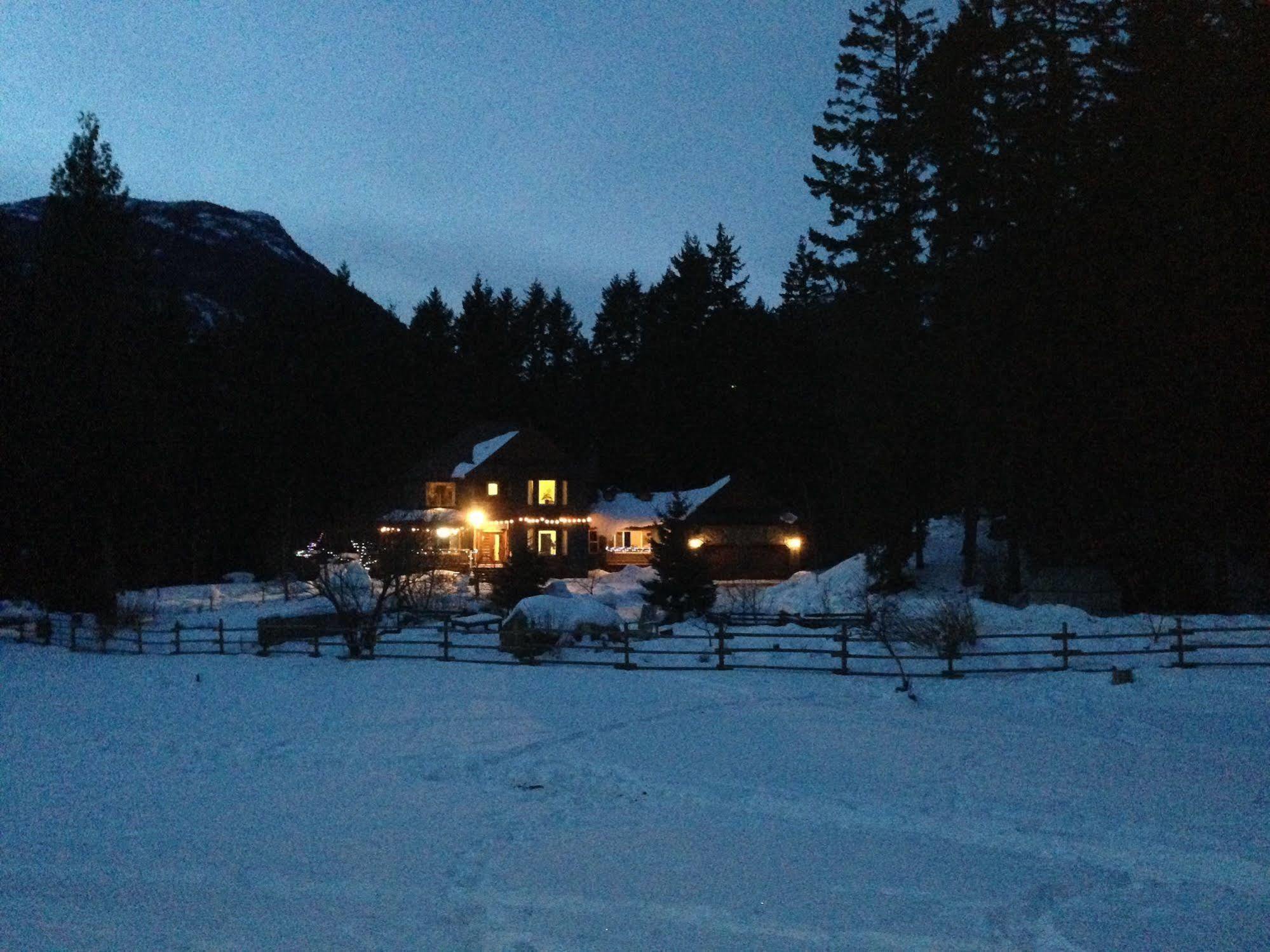 Вілла Sweetwater Lane Farm Mount Currie Екстер'єр фото